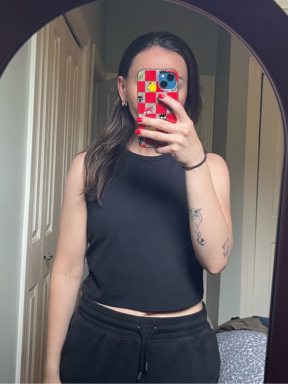 UNIQLO Black Ribbed Active Sleeveless Crop Top